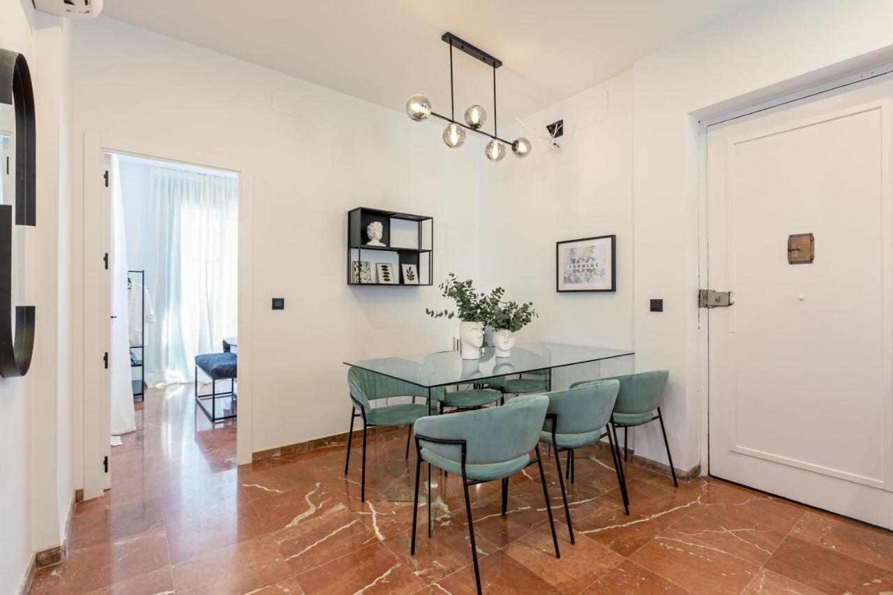 Isg Apartments Catedral Seville Exterior photo