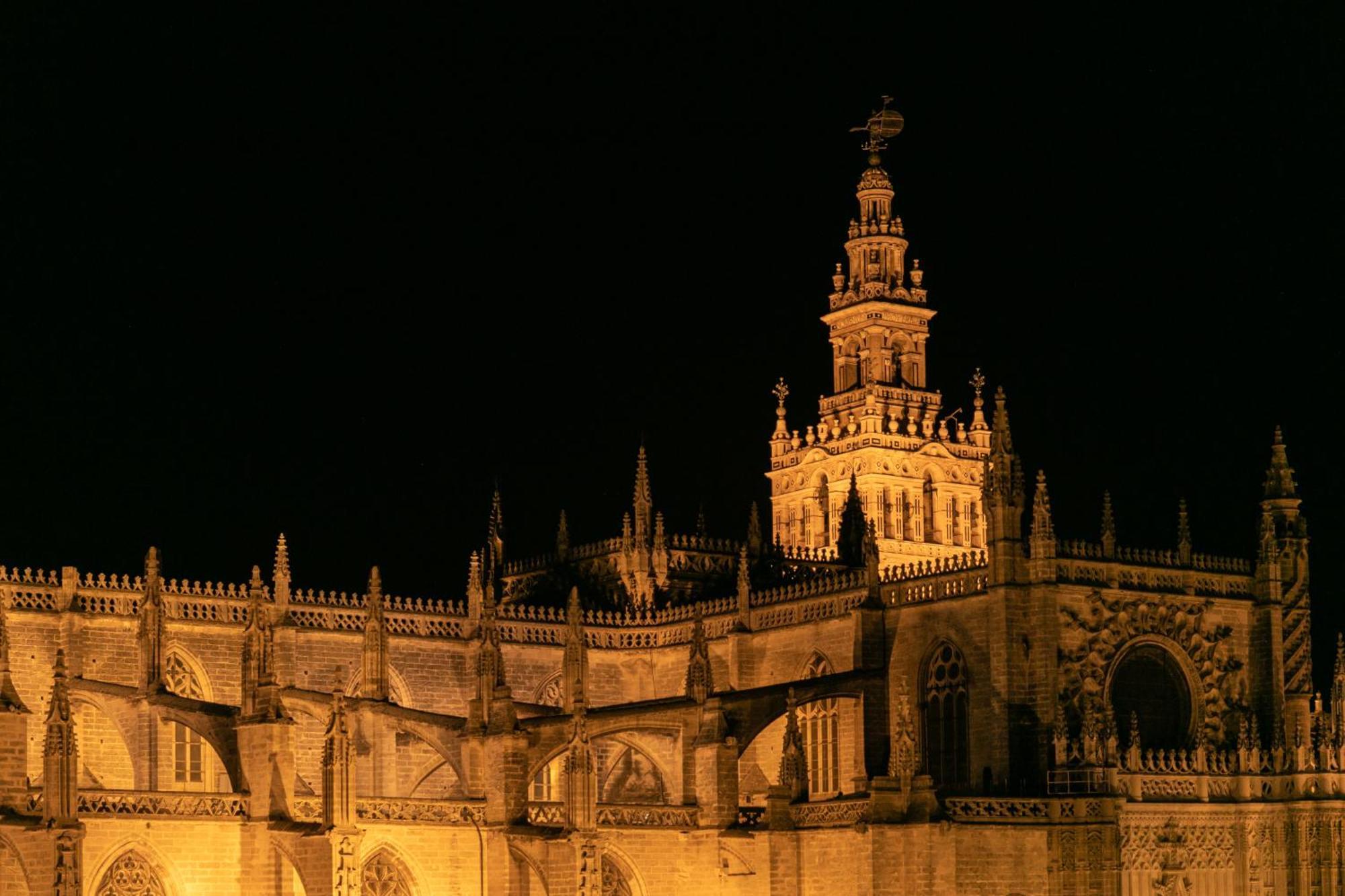 Isg Apartments Catedral Seville Exterior photo