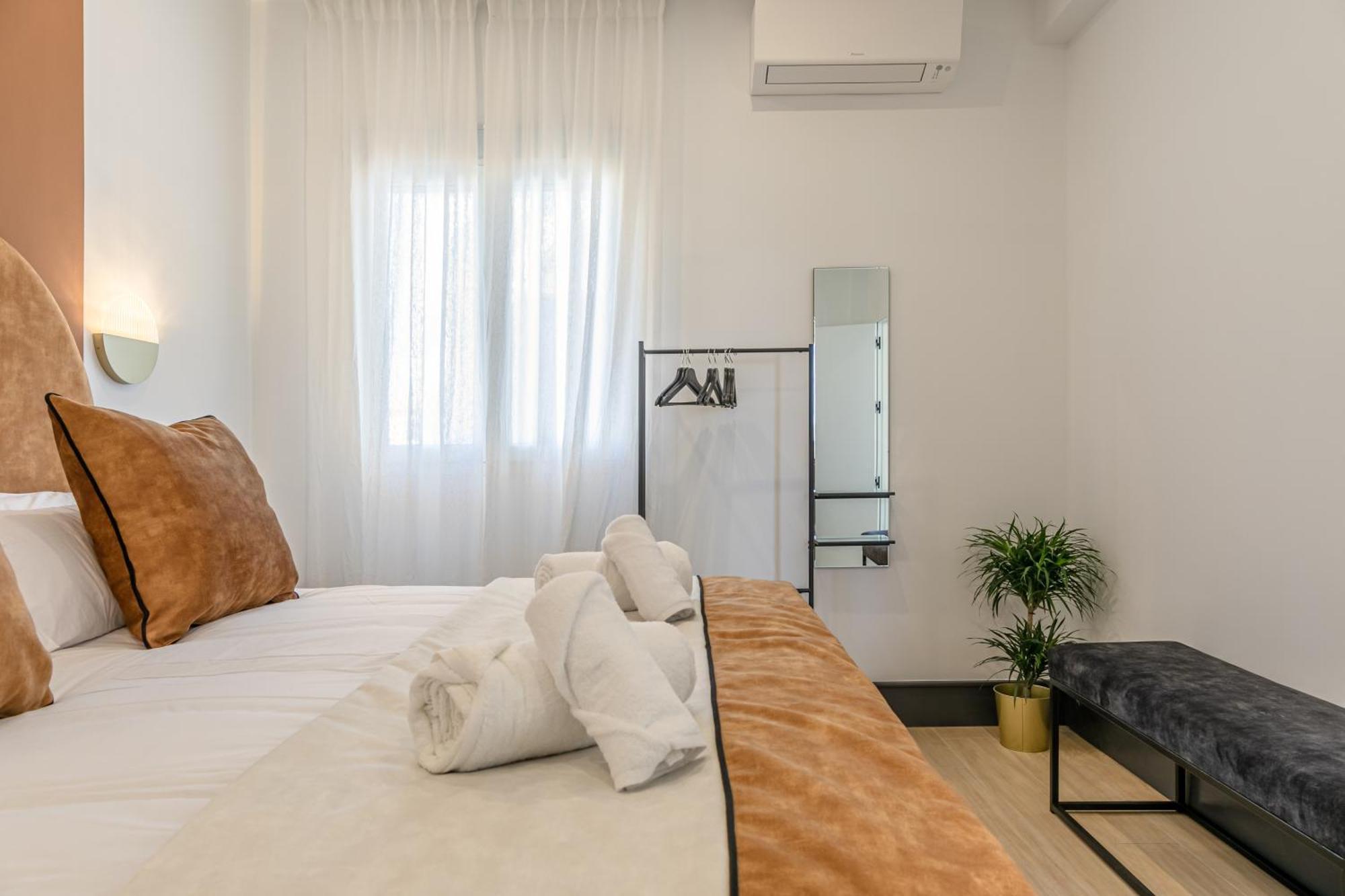 Isg Apartments Catedral Seville Exterior photo