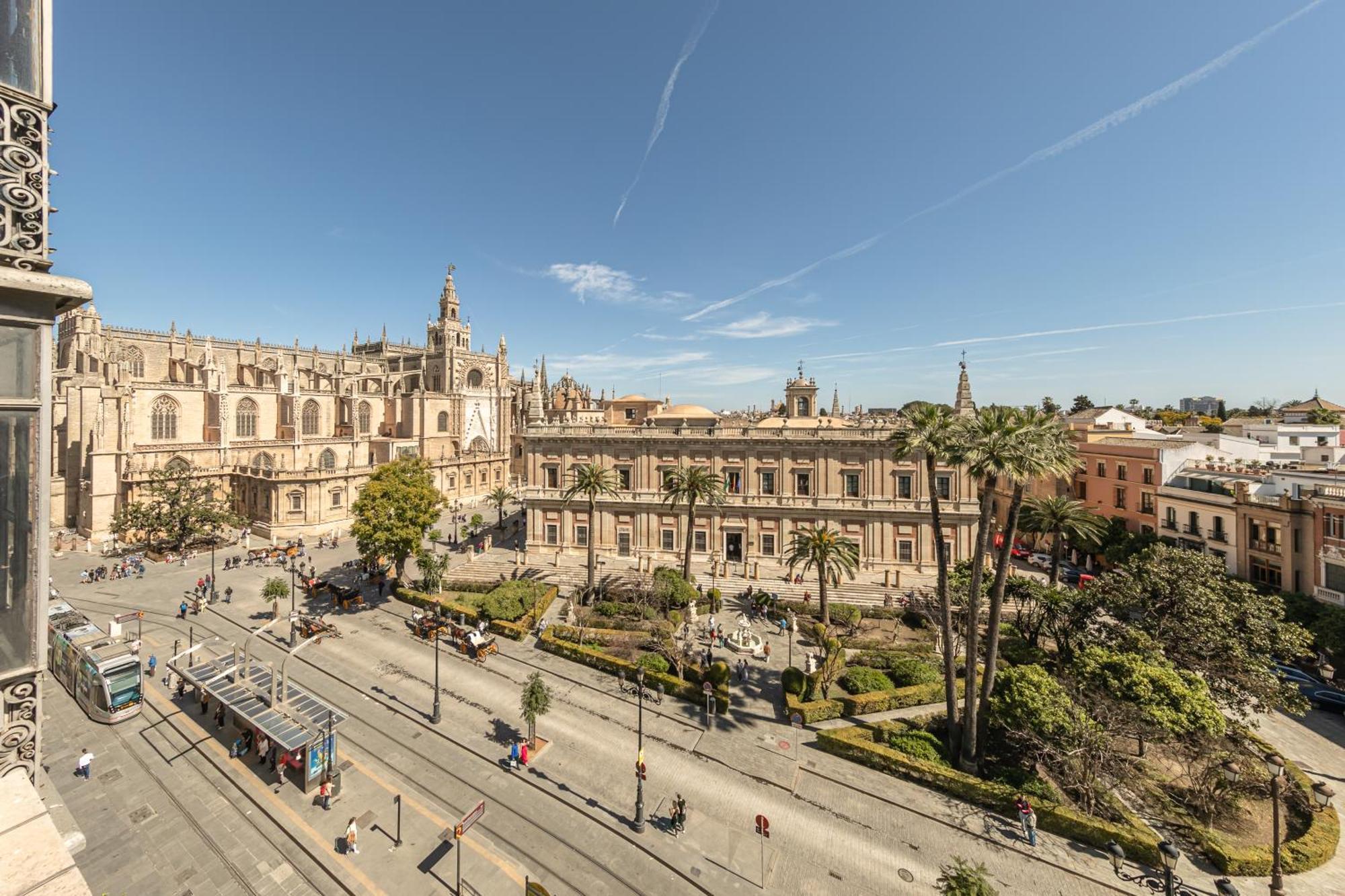 Isg Apartments Catedral Seville Exterior photo
